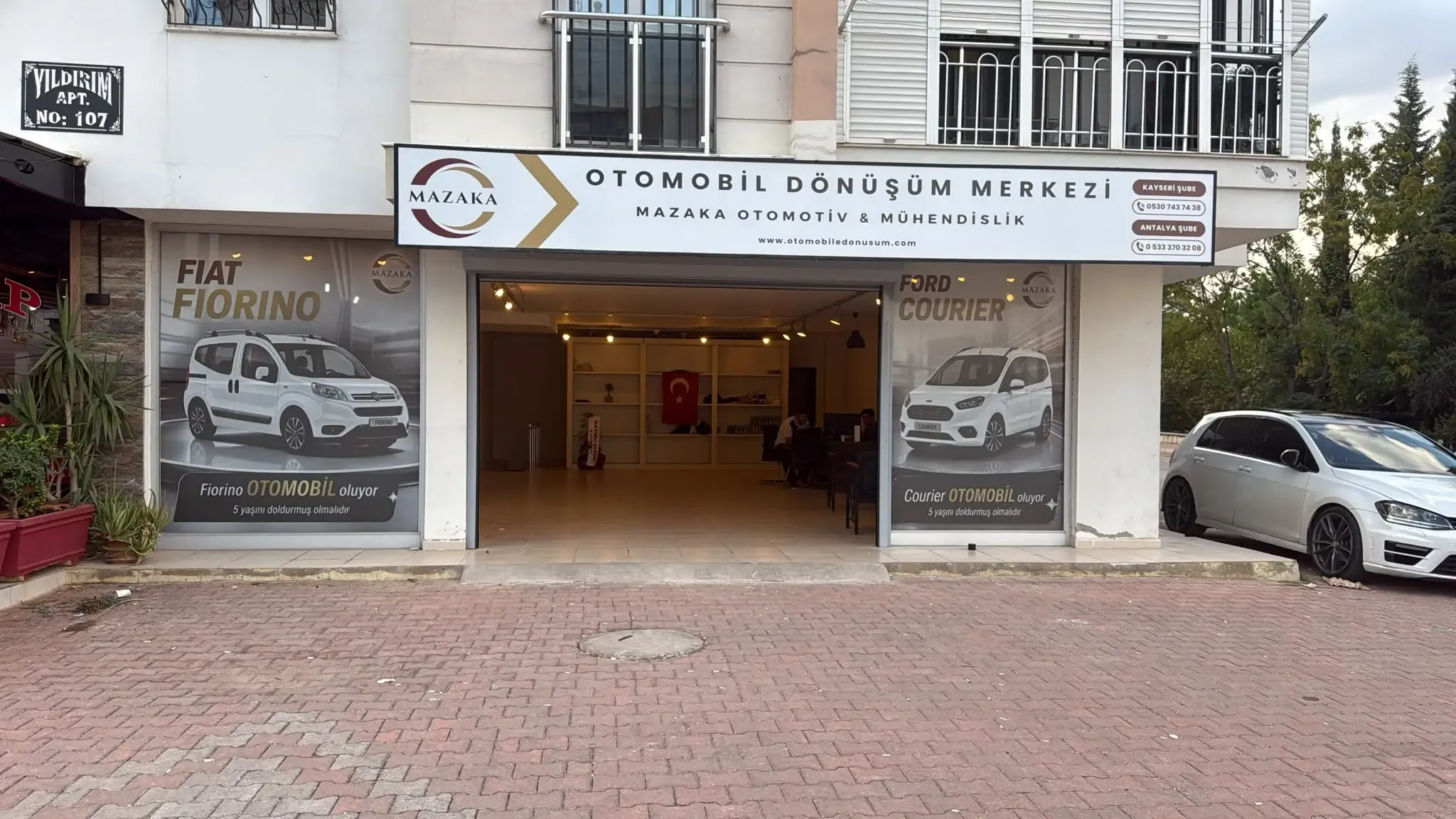 Antalya Şubesi bina görünümü